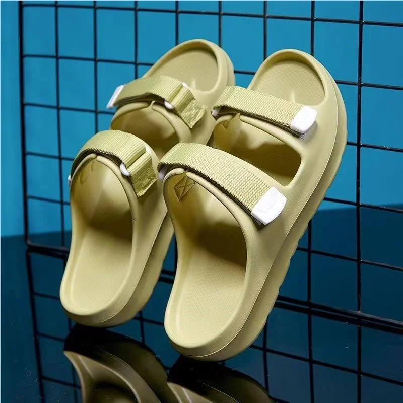 

Adjustable Slippers Men's Outdoor Wear Extra Wide Size 45 Extra Large Size Beach Sandals Comfortable Slip-On Flat Heel