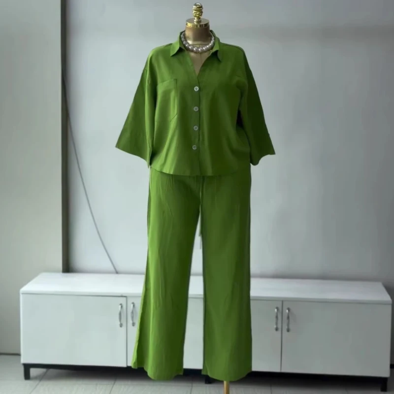 Elegantes afrikanisches Mode-Set für Damen, zweiteiliges Set, einfarbig, lockeres Hemd und Hose