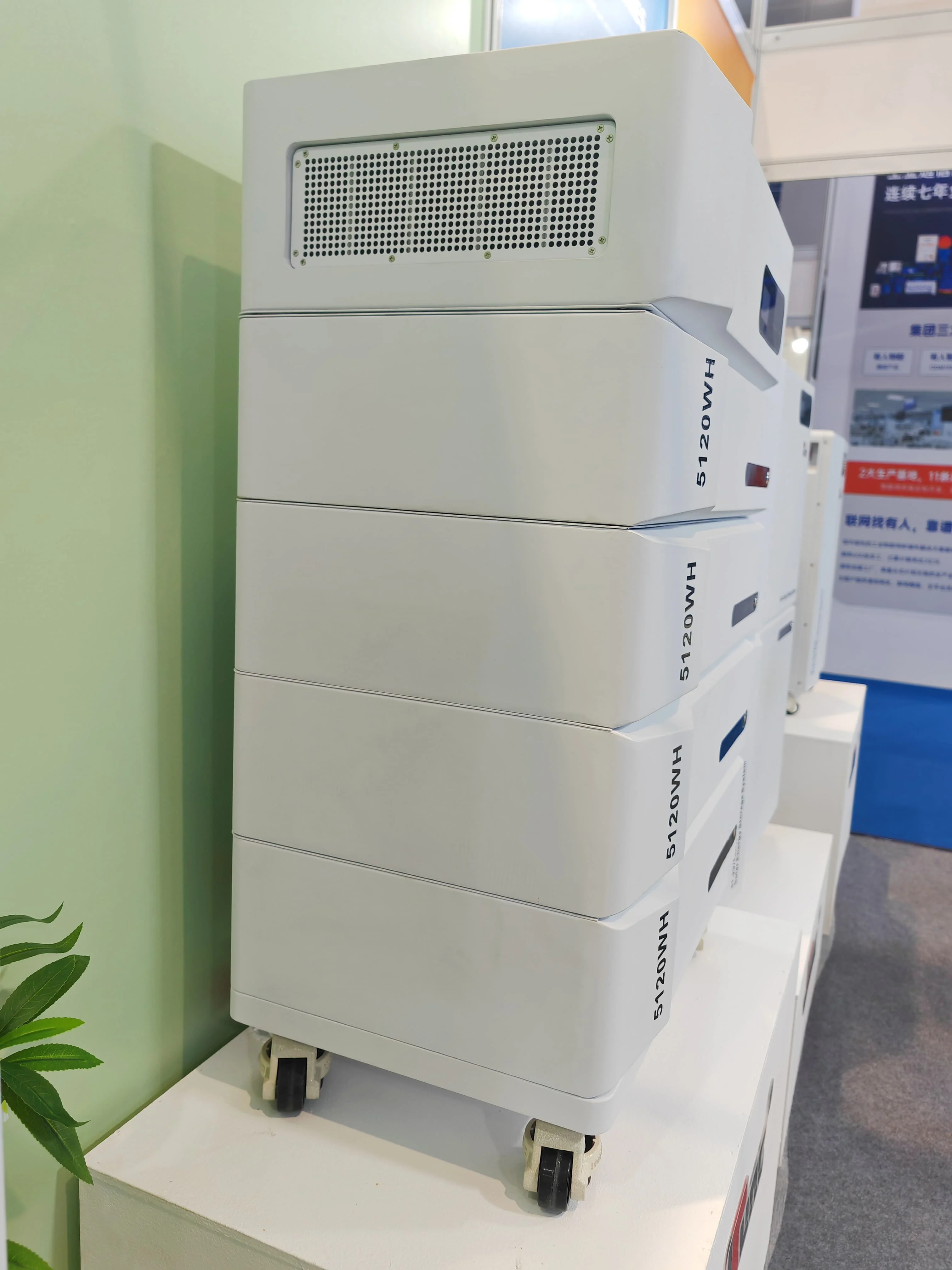 Nieuwe Thuis Zonnepaneel Systeem Omvormer 3.6kW tot 15kW bereik 10KWH tot 15KWH lithium-ijzerfosfaat batterij met controller