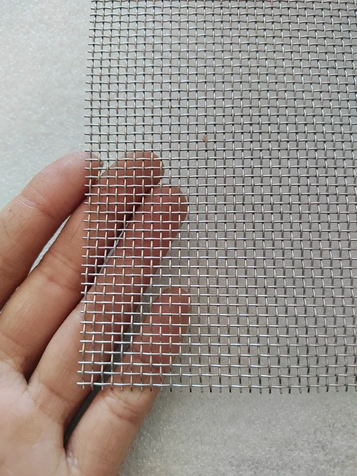 304 Stainless Steel Wire Mesh - High Temp, Non-Toxic Filtration Screen for Industrial Use