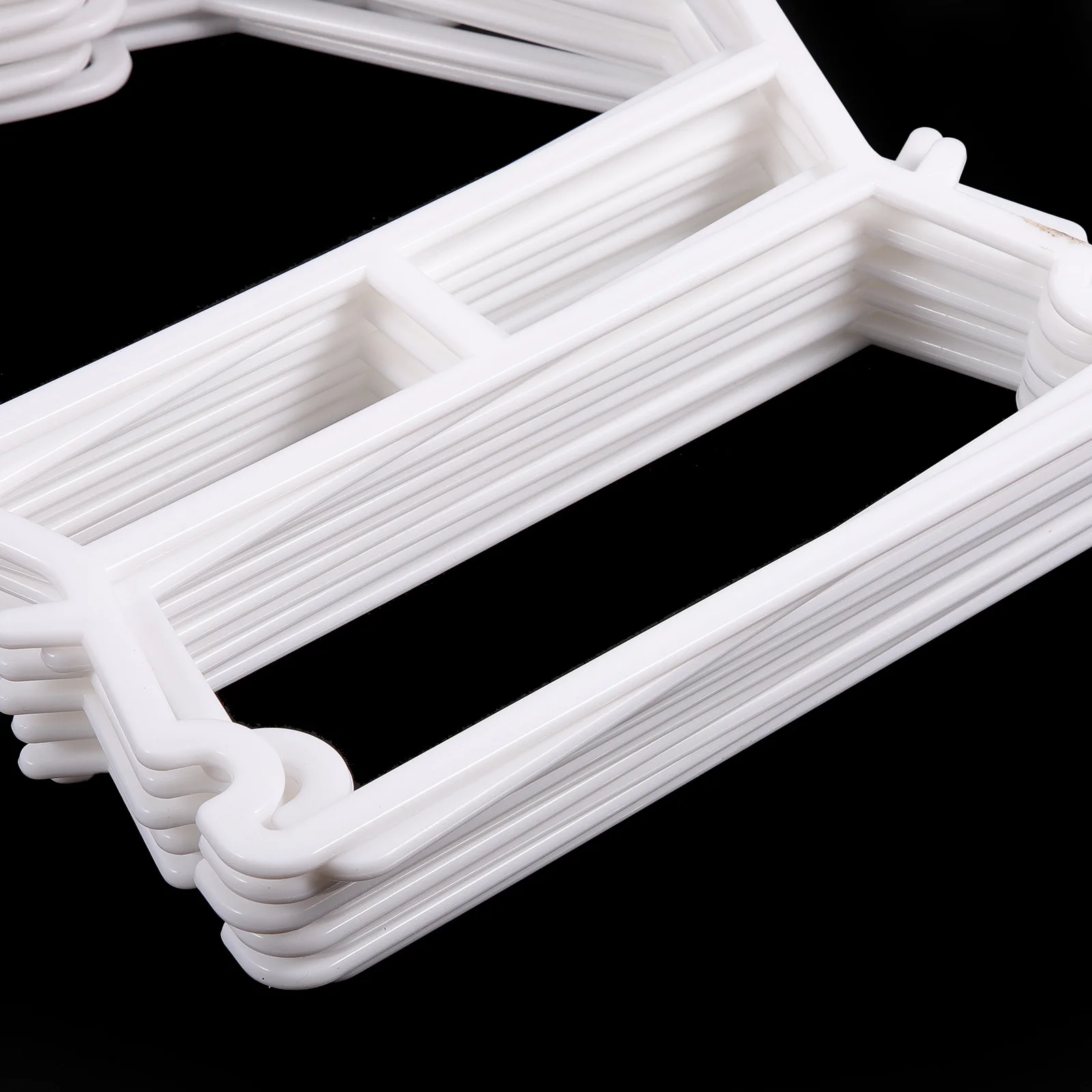 

10Pcs Kids Clothes Hangers Premium Baby Hangers for Closet Smooth Surface Strong Bearing Capacity Clothes Hanger