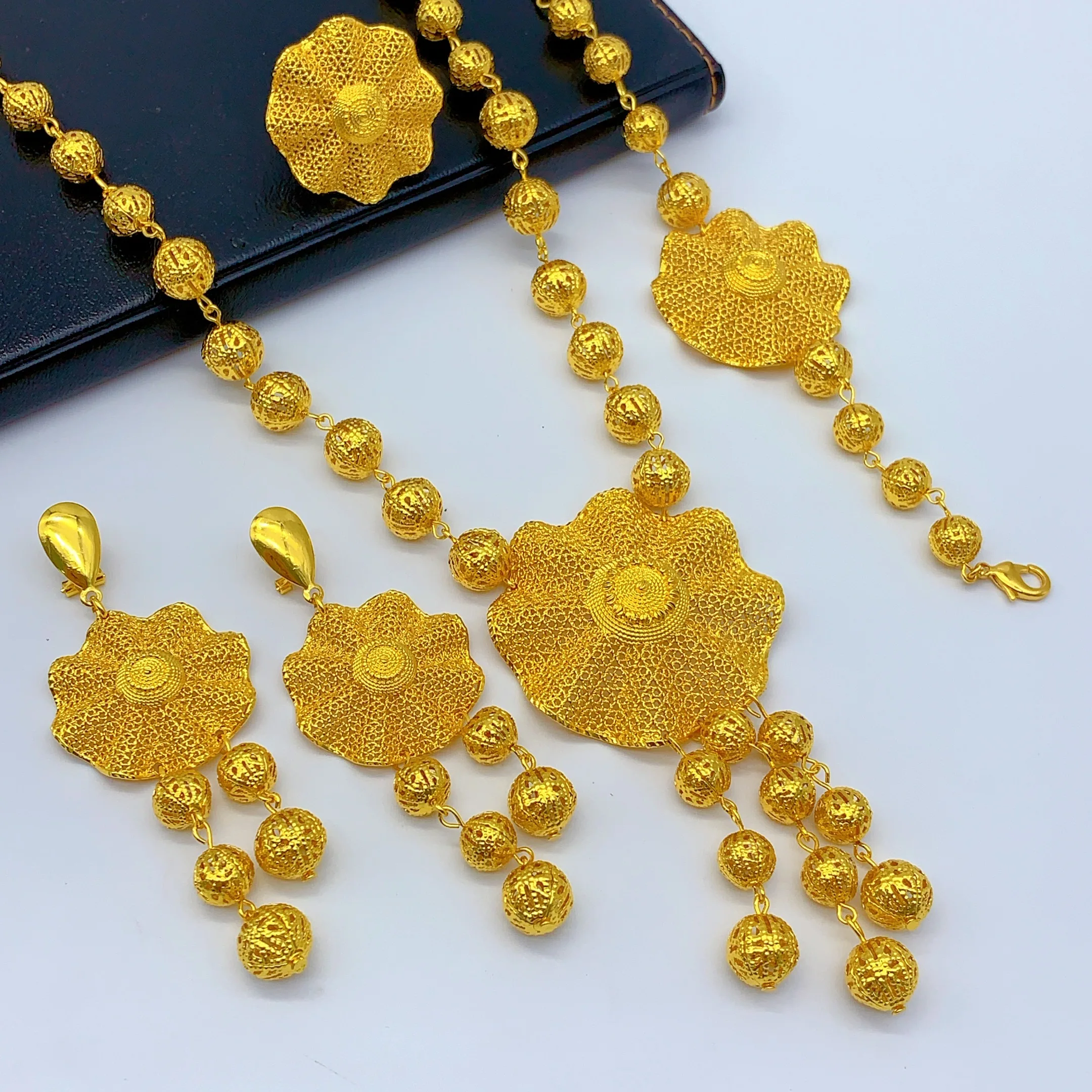 ชุดเครื่องประดับสำหรับผู้หญิง: - Jewelry Making Kits For Girls บทวิจารณ์และราคา