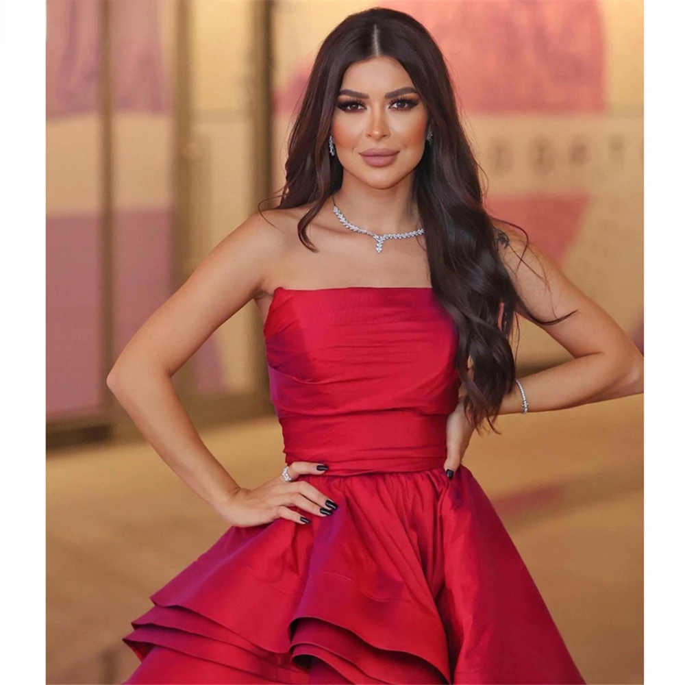 Hoog Laag Strapless A-lijn Galajurken Op maat gemaakte mouwloze robes de soirée Formele feestjurken Dames satijnen avondjurk