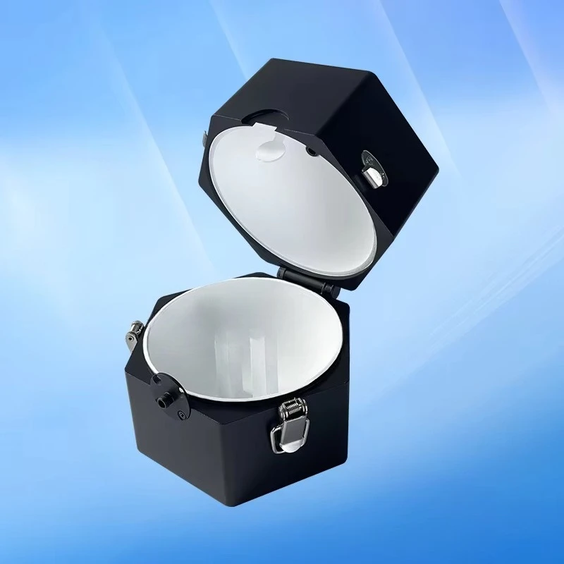 Integrated integrating sphere for sample placement, easy to operate and customizable opening integrating sphere