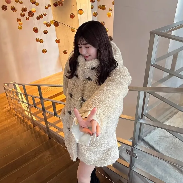 2025 Winter New Women's Faux Fur Jackets Japanese Style Ladies Thickened Plush Hooded Coat Female Daily Loose Casual Fur Jacket
