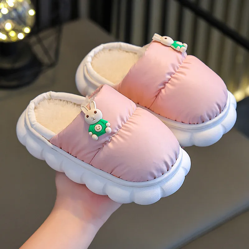 

Детские хлопковые тапочки для девочек зима 2024, новые непромокаемые тапочки для девочек, зимняя домашняя шерстяная обувь для мальчиков и малышей