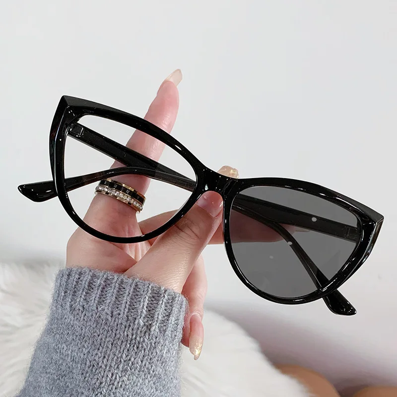 Retro Cat Eye Women's Sunglasses Color-changing Anti-blue Light Glasses Fashion Pc Frame Classic Designer Shades Sunglasses