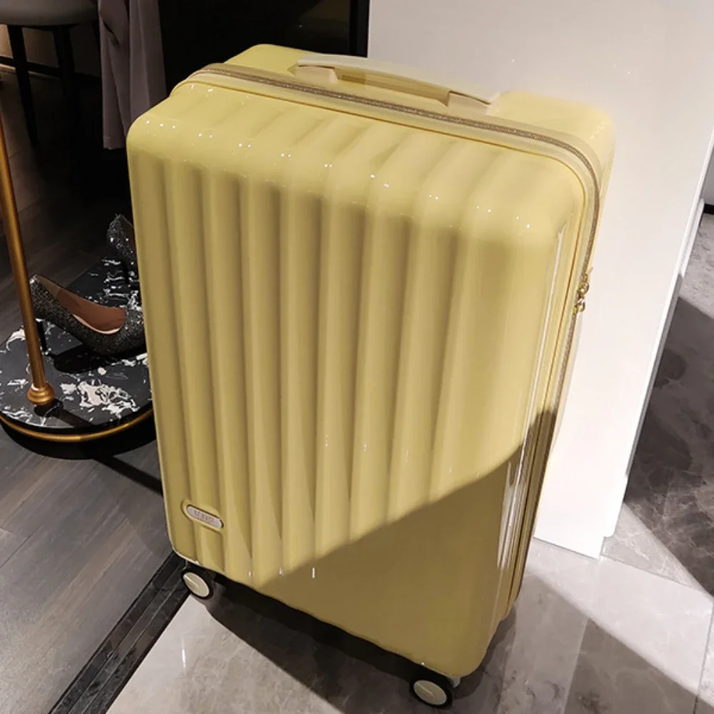 Rolling Luggage Lightweight Fashion Travel Suitcase Silent Universal Wheel Suitcases Password Lock Trunk Large Capacity luggage