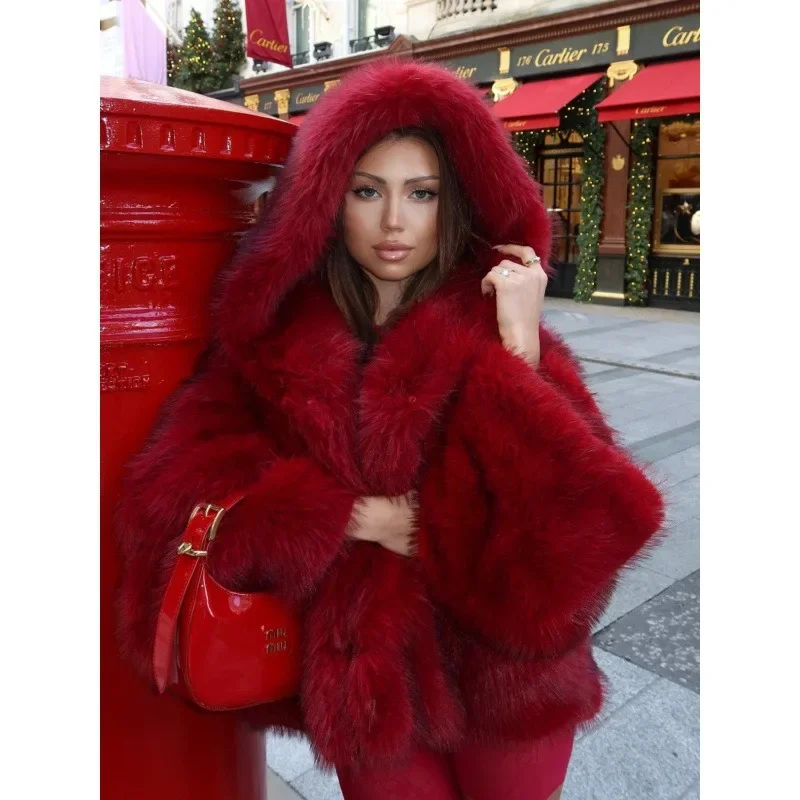 Cappotto con cappuccio Giacca invernale da donna Cappotti di pelliccia rossa Maniche lunghe Giacca soffice Moda Giacche di pelliccia artificiale Abbigliamento di lusso caldo