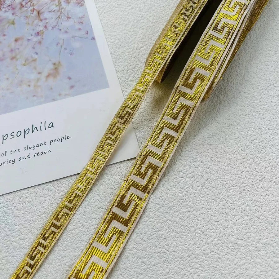 

7 м/партия, жаккардовая лента, 1-2 см