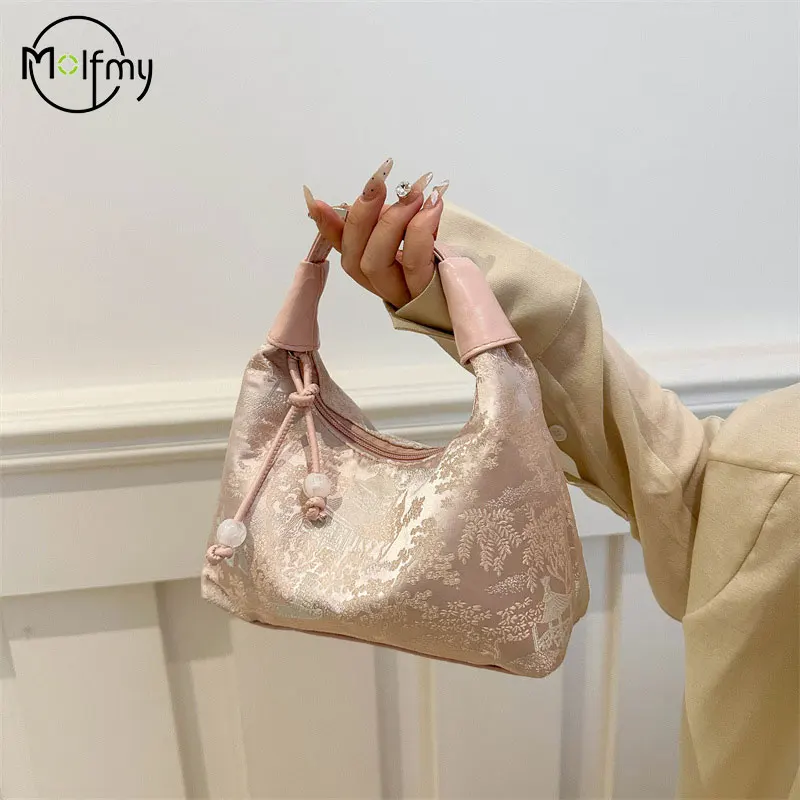 Bolsos de lujo de diseñador para mujer, bolso de hombro con bordado dulce, textura de nailon, colgante de perlas, bolso cruzado, bolso de cubo para mujer y Chica
