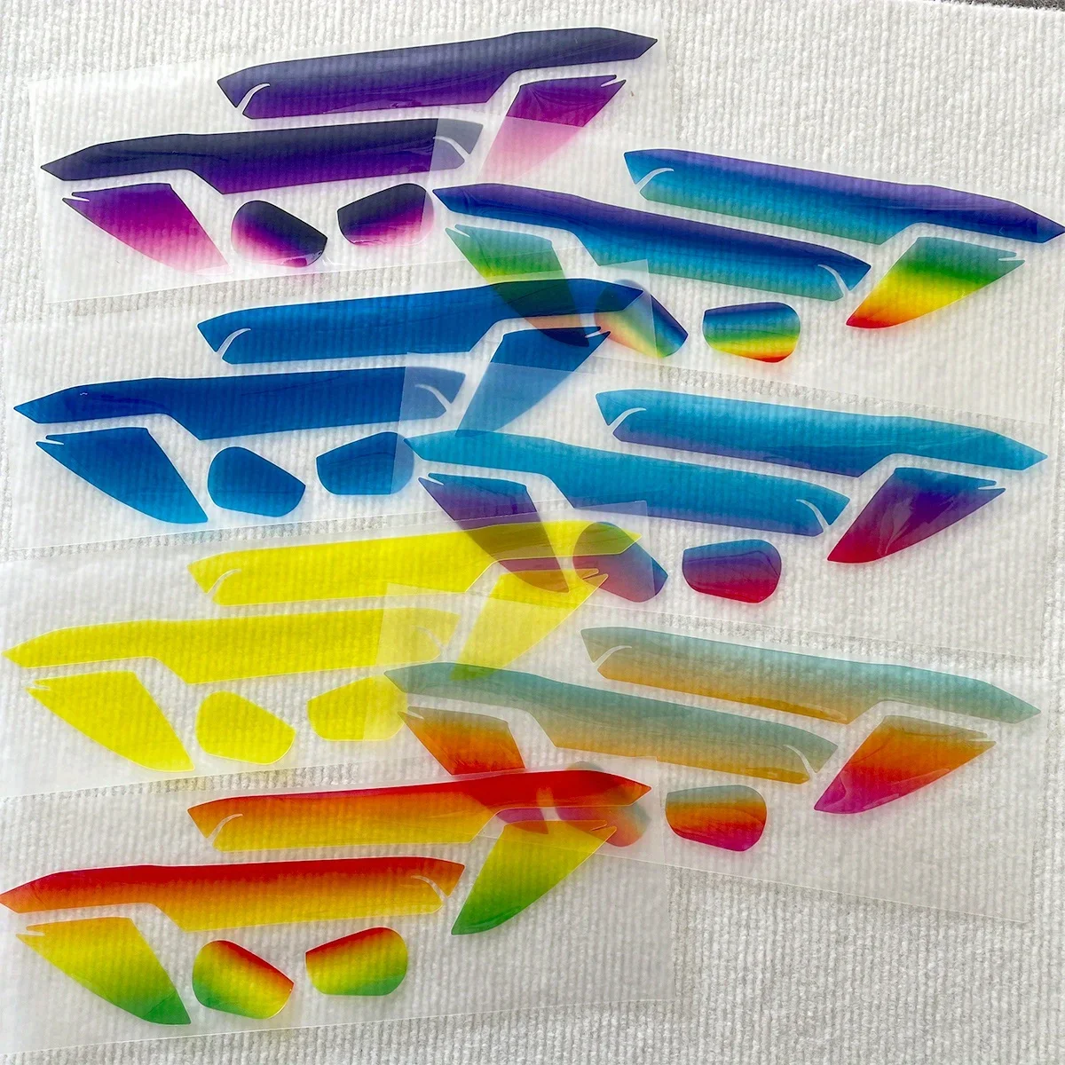 

Vibrant Gradient Decorative Shape Stickers - Fit for Car Grilles Laptop Sleeves Sketchbook Covers