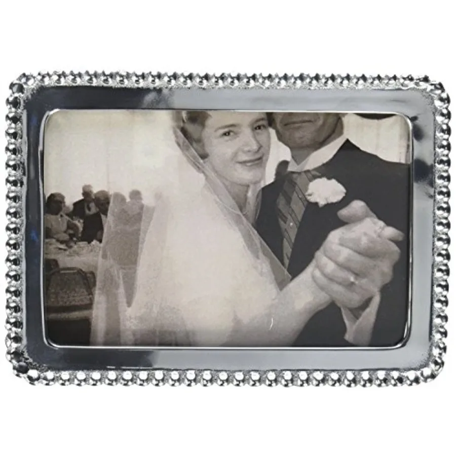 

Маленькая рамка для фотографий 4 x 6 с бусинами