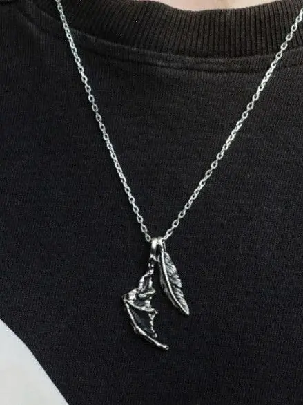 

Retro Dragon Wing Pendant Necklace Unisex Silver Color Minority Design Vintage Sweater Chain Fashionable out Chinese Style