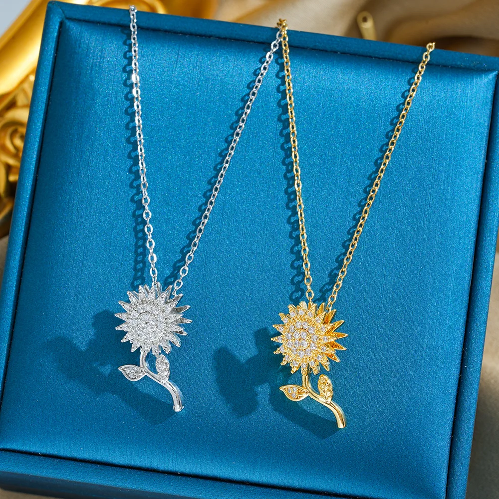 

Sunflower titanium steel necklace for women: fashionable, versatile, high-end, collarbone chain, light luxury