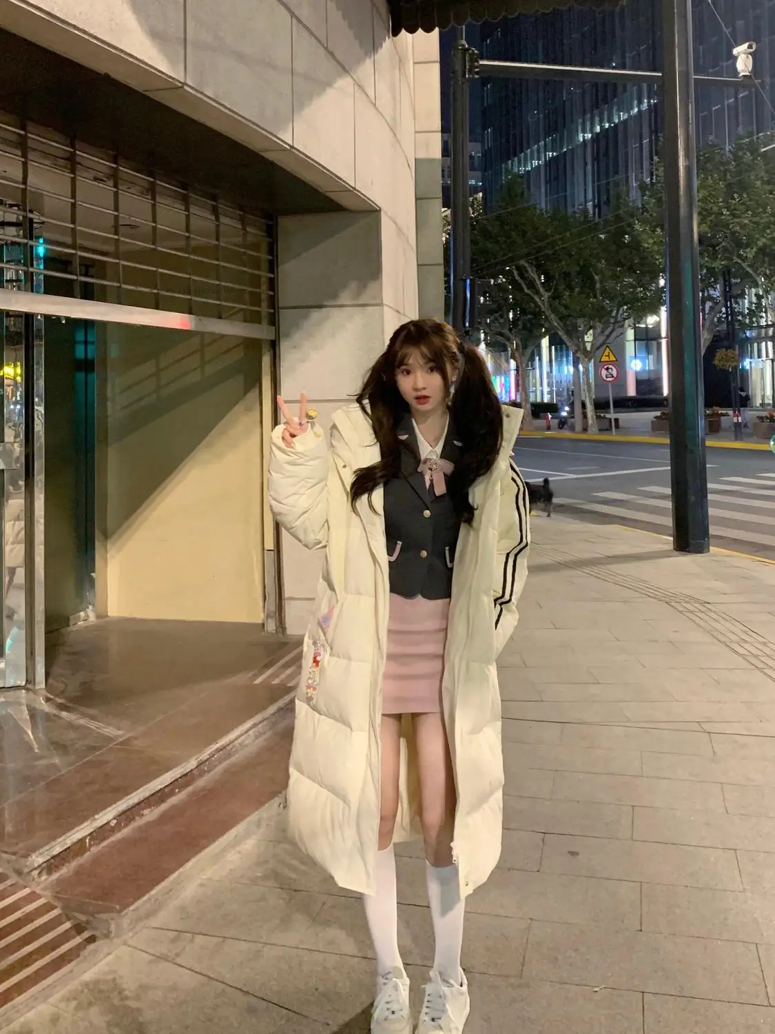 Coreia japonesa Estilo Menina Uniforme Escolar Menina Moda Sexy Wear Jk Suit Casaco + Camisa de manga comprida + Hip Wrap Saia 3-Piece Terno