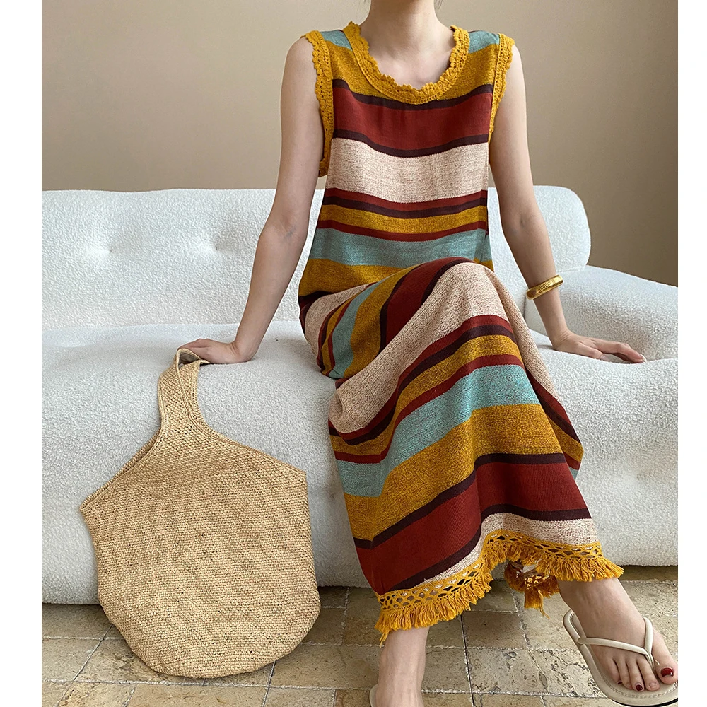 

2025 New Arrival Women Sleeveless O-Neck Vintage Big Striped Colorful Long Dress Boho Maxi Dress Vestidos Clothes
