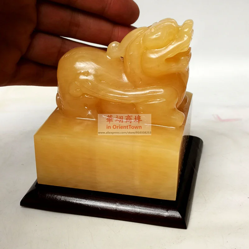 Big Size Topaz Pixiu Seal Decoration Beige Yellow Jade Stone Seal Study Room Calligraphy And Painting Signet Name Engraving