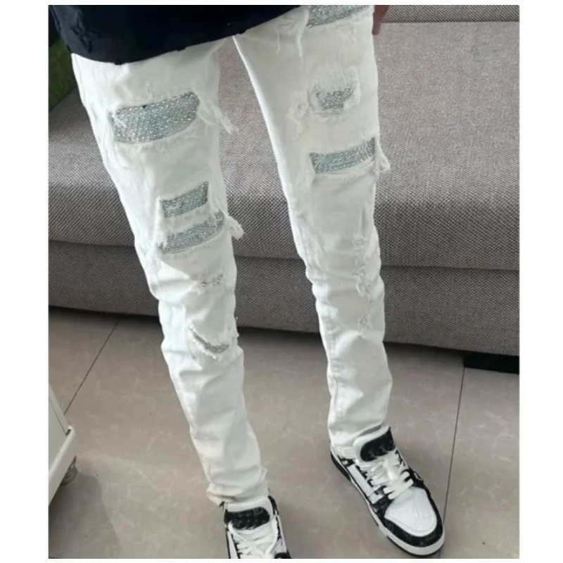 2026 New High Street Brand Light Luxury Ripped Jeans Men's Hot Diamond Washing Destruction Slim-fitting Small Straight-leg Pants