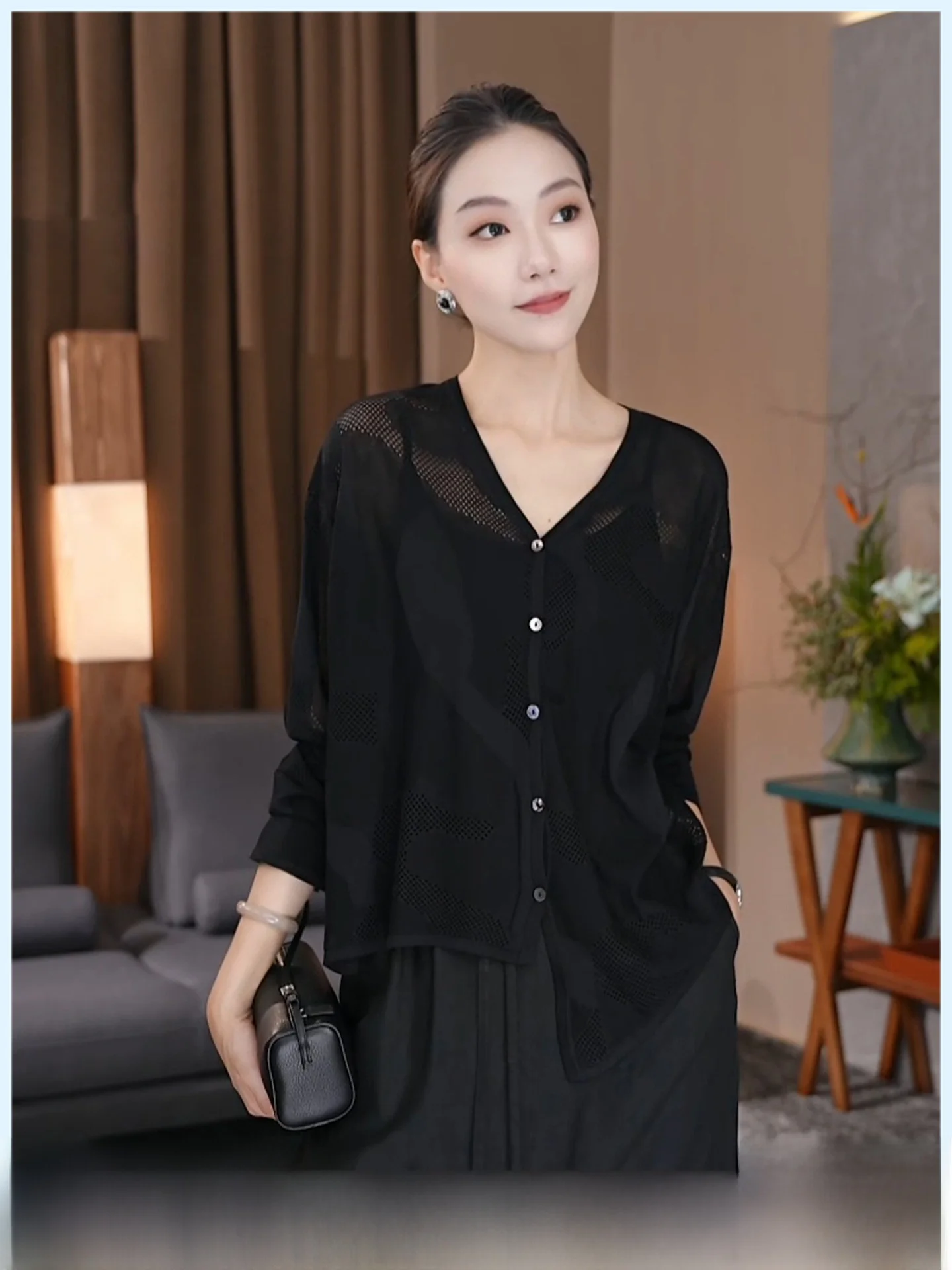 

Zhou Zhou 2025 New Fashion V-neck Asymmetrical Shirt Women Thin Vintage Hollow Loose Slimming Top Casual Style Long Sleeve