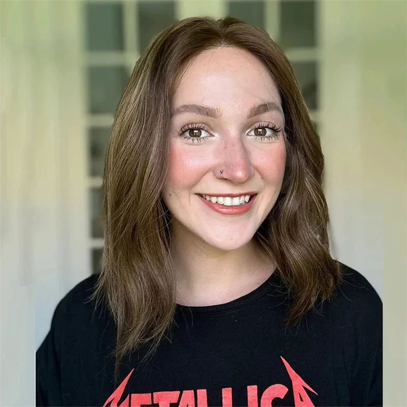 

Коричневые натуральные волны, плотность 180, 26 дюймов, 5x5, шелковая основа, еврейский парик из человеческих волос, HD кружевные европейские волосы, бесклеевые, предварительно выщипанные