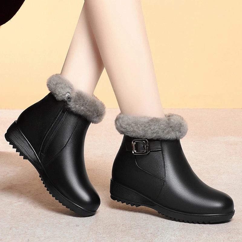 AIYUQI Booties Women 2025 New Genuine Leather Anti Slip Mom Shoes Large Size Wedge Natural Wool Winter Women's Snow Boots