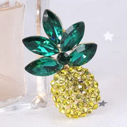 Hot Inlaid Rhinestone Fruits Pineapple Brooches For Women Unique Design Personality Elegant Brooch Pins Jewelry Gifts