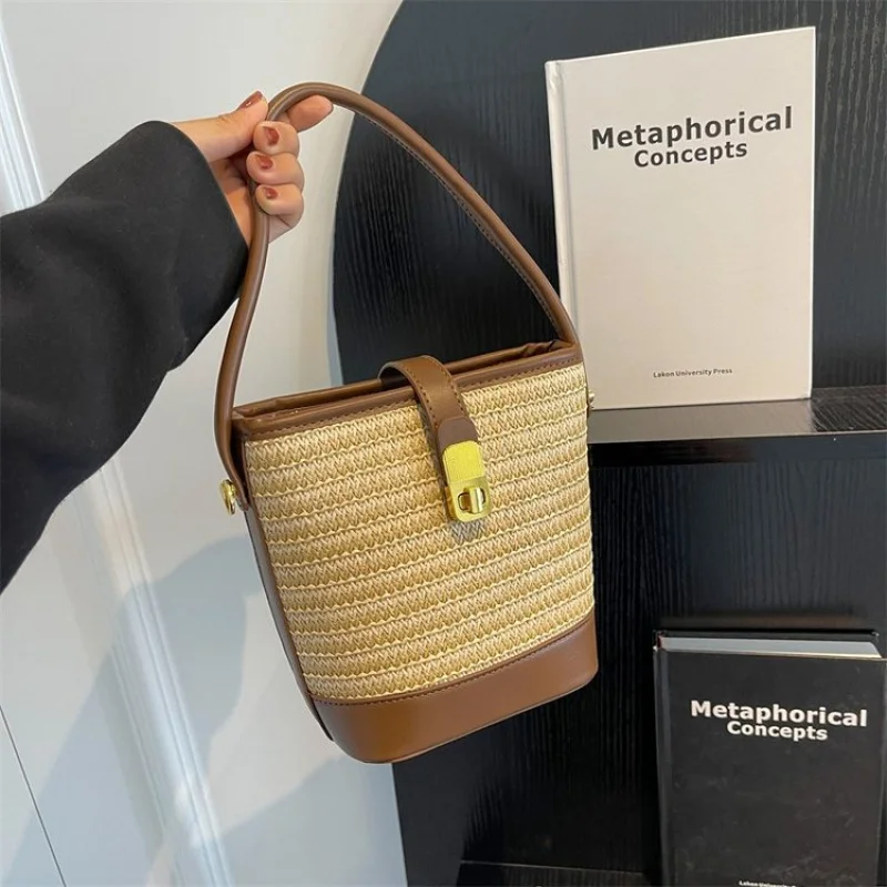 

women fashion messenger bag with inner zip pocket pu leather 2025 spring work commute shoulder bag