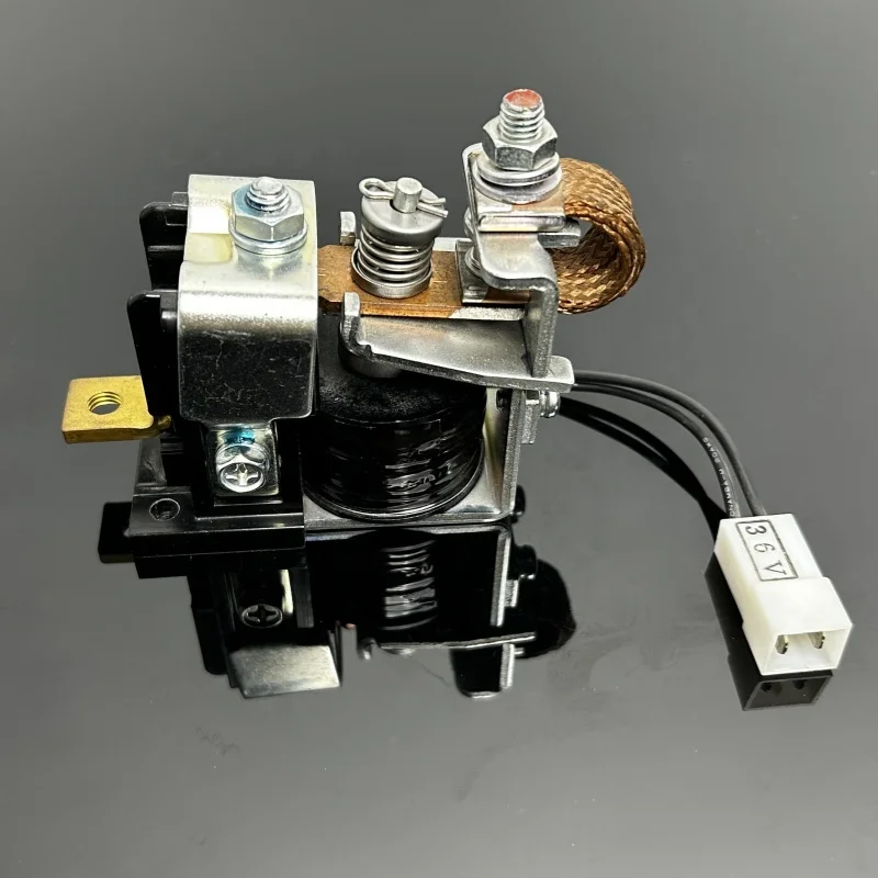 Original Contactor Assembly 36V Single-Sided Square Contacts 24420-13300-71 24320-16562-71 for 7FB 8FB