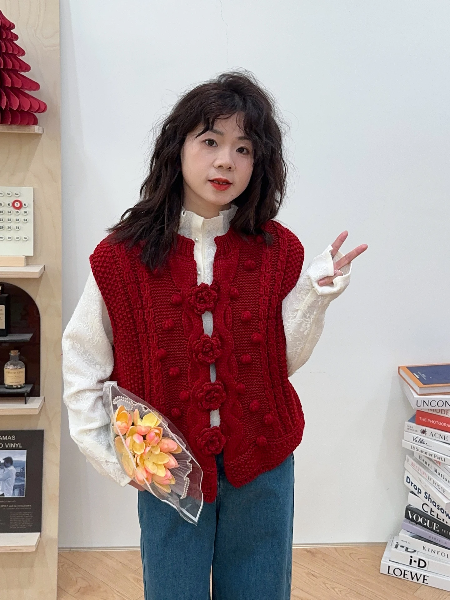 

Вязаный жилет Rose Gentle Sle для женщин, зимняя коллекция, с круглым вырезом, на одной пуговице, теплый, декоративный