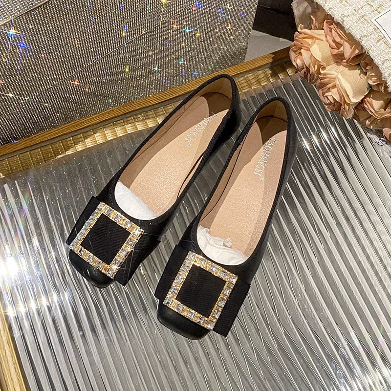 

Women Fashion Flat Shoes Square Crystal Buckle Casual Boat Shoes Comfortable Leather Slip-on Loafers Big Size