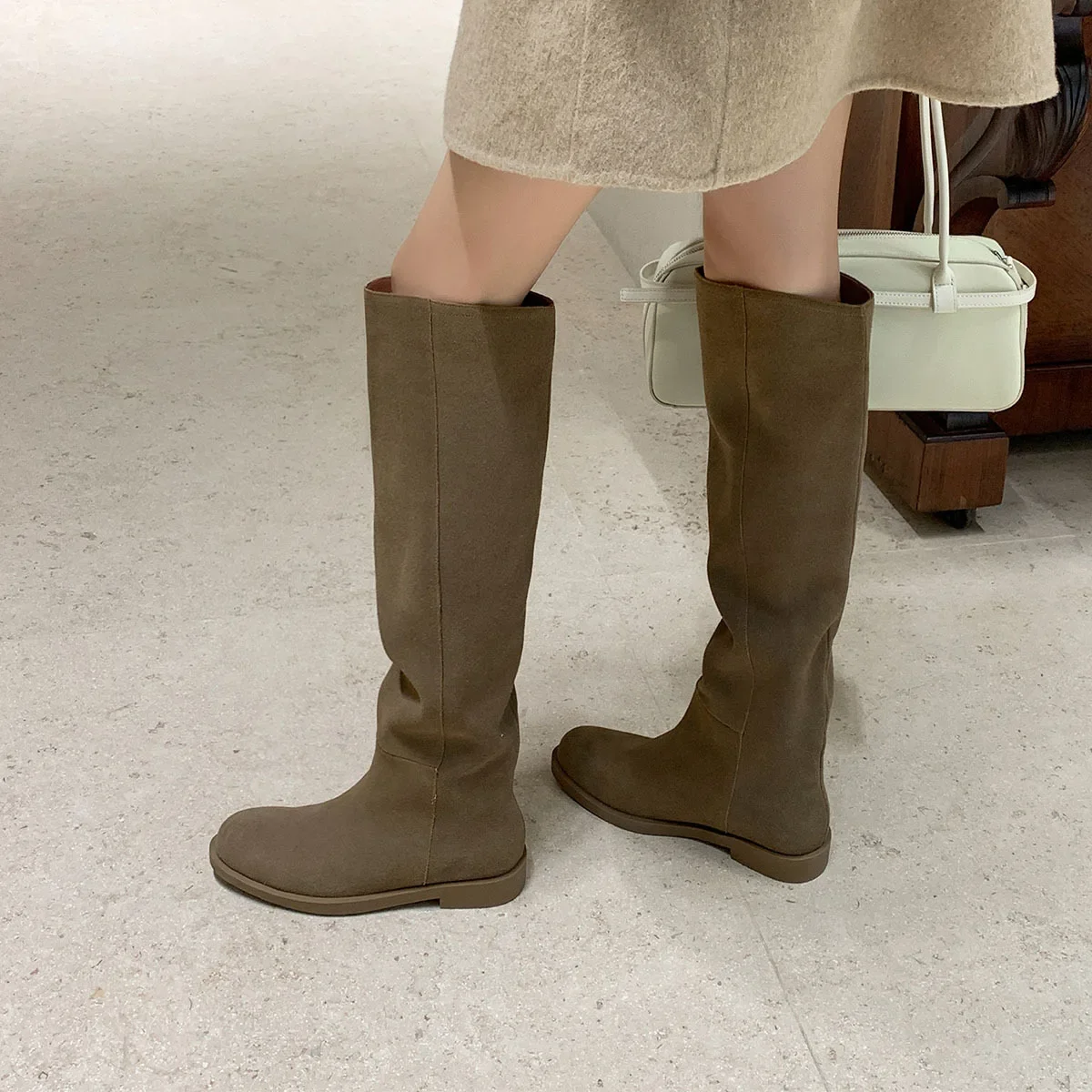 

Autumn black cowhide Riding boots Round toe Slip-on Low heel Knee high boots Large size Women's Boots