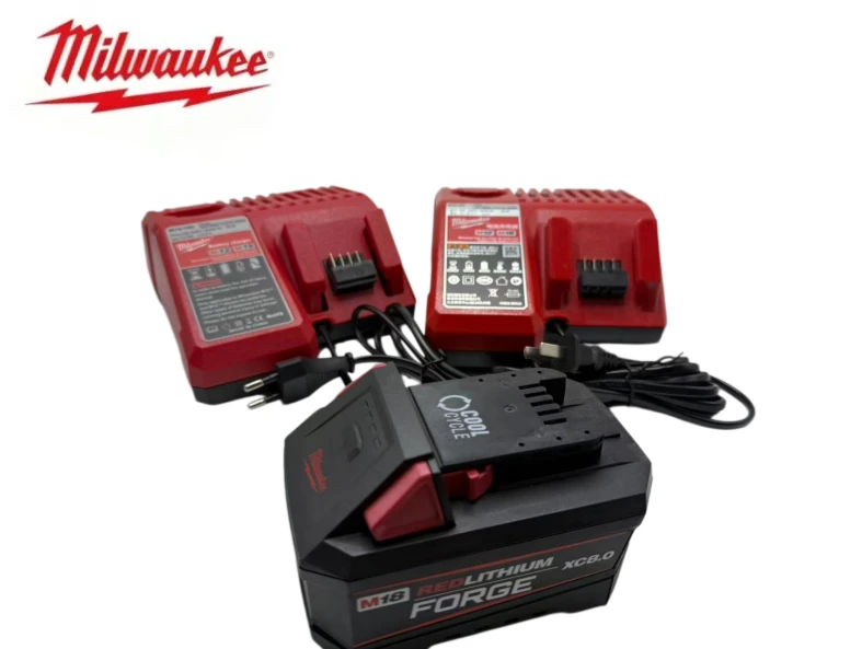 

Milwaukee 6-Port Sequential Charger for M18 18V Lithium-Ion Battery Multi-Bay Charging Station Industrial Grade Battery Charger