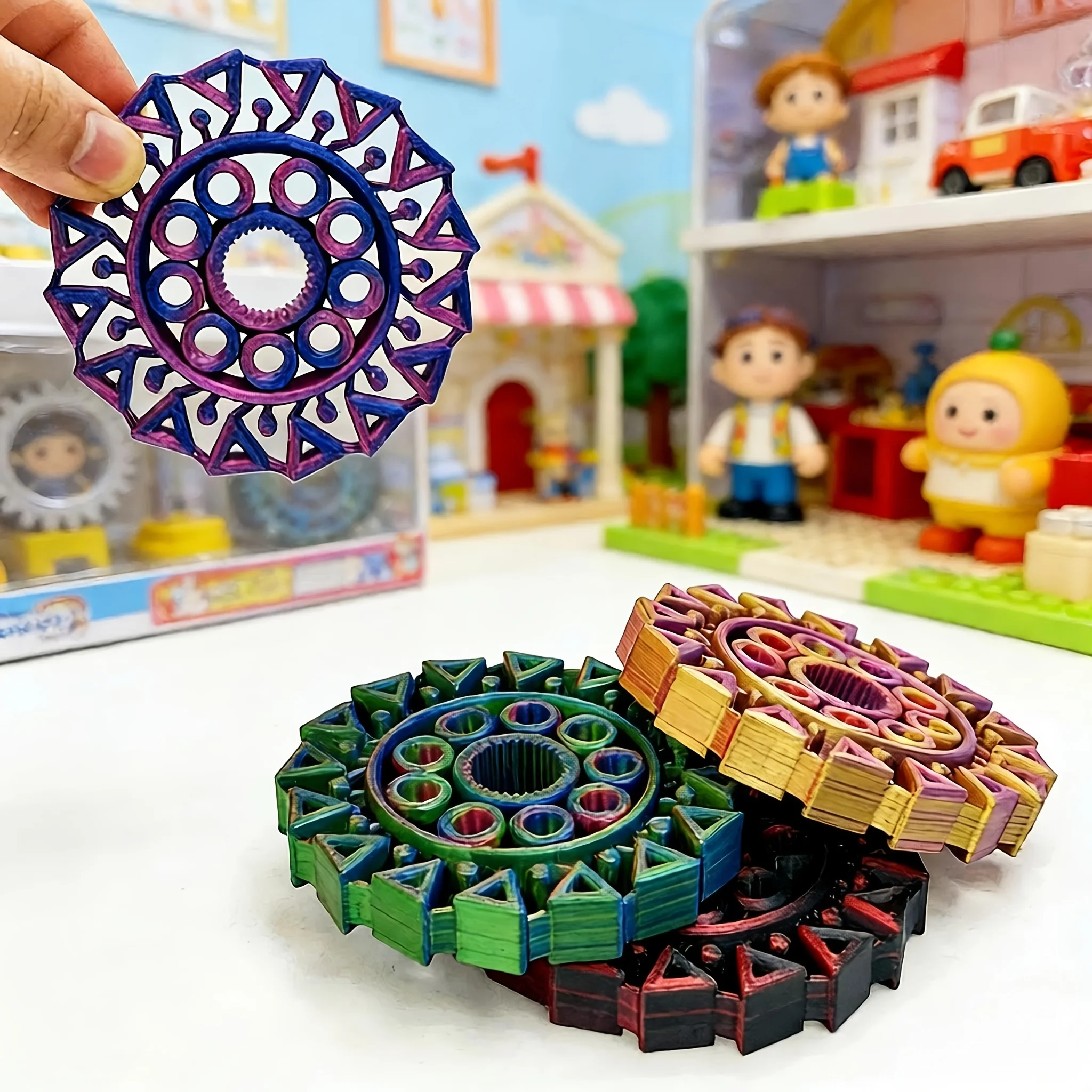 Sawtooth Gear Fidget Spinner, Finger Through Gyro, Portable Stress Relief EDC Toy, Great Gift for Halloween, Christmas & Easter