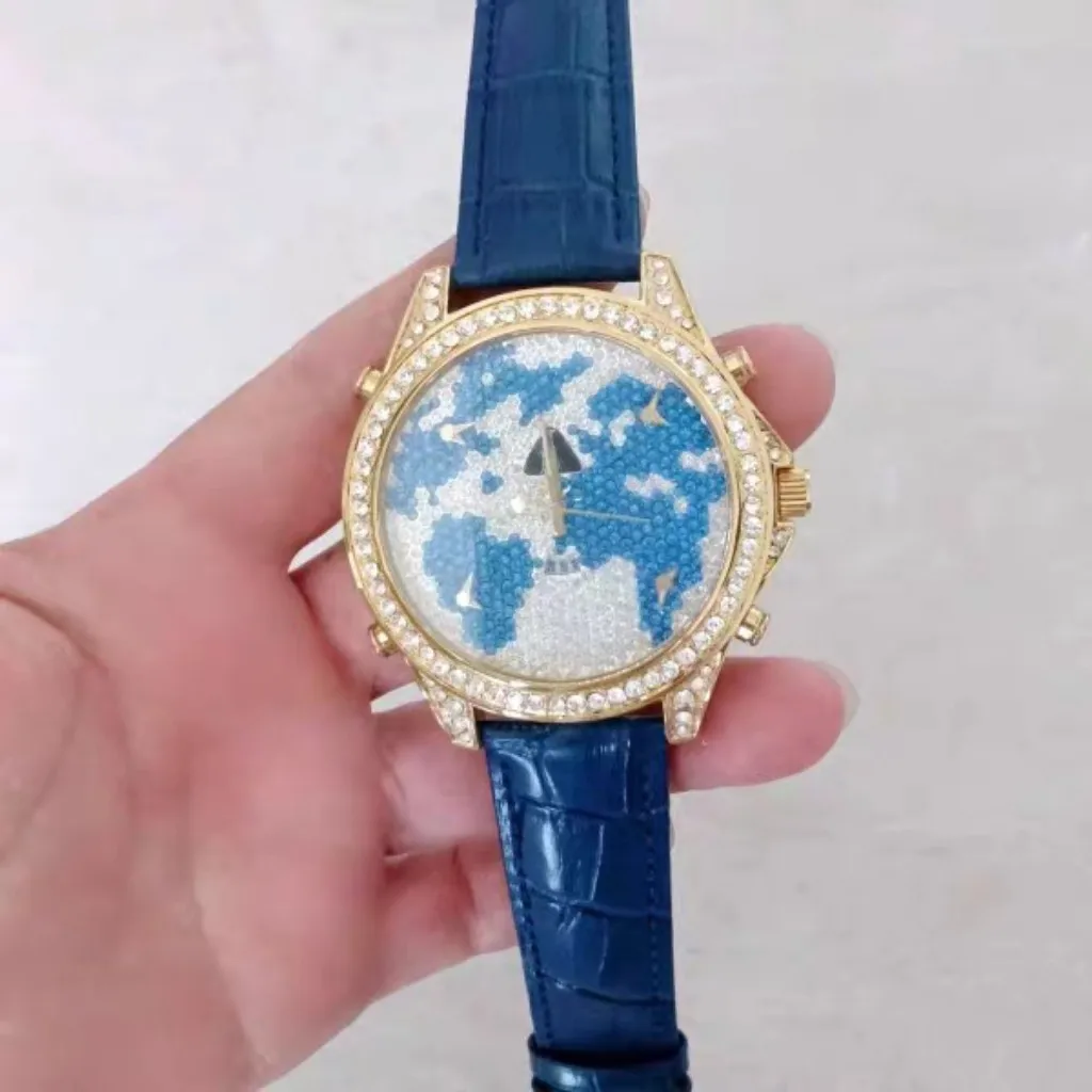 

Fashion Trend Rhinestone Gypsy Large Plate Quartz Boys and Girls Belt Watch