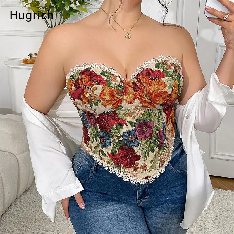 Floral Print Corset Top with Lace Trim Sweetheart Neckline and Boned Structure Form Fitting Design for Elegant Styling