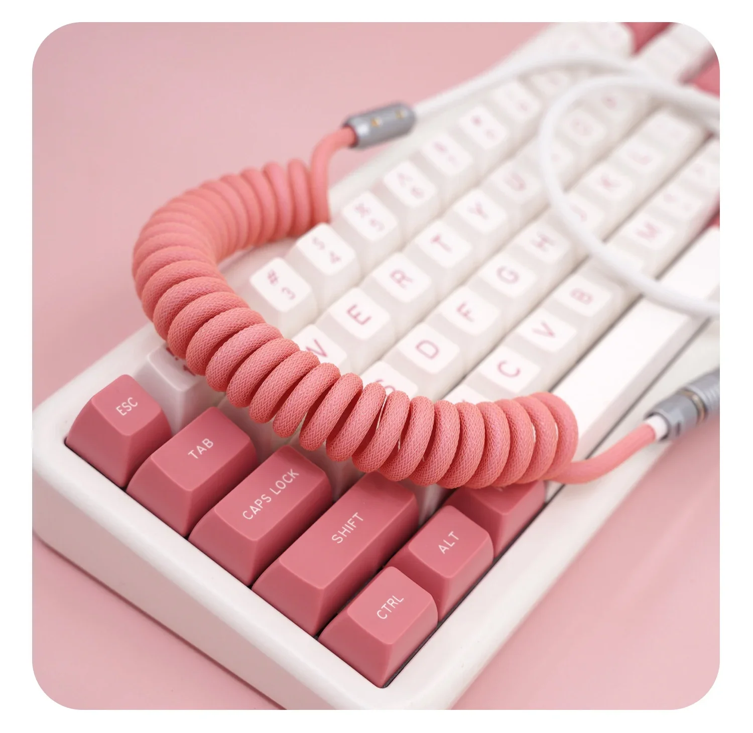GeekCable Handgefertigte benutzerdefinierte mechanische Tastatur Datenleitung GMK-Thema SP Tastenkappe Rosa Mädchen