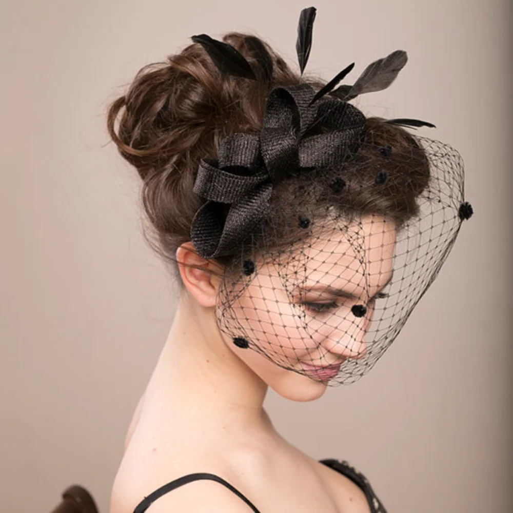 

Elegant Bridal Fascinator Headband with Realistic Feather and Net Gauze