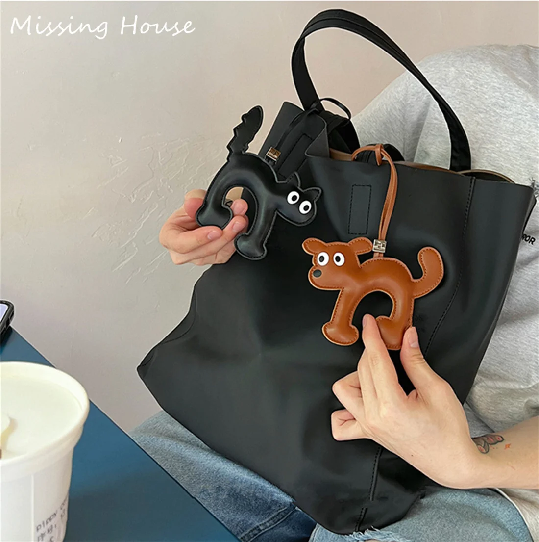 Porte-Clés en Cuir PU avec Yeux de Chat Marchant Noir, Accessoires Décoratifs, Dessin Animé, Cadeaux Décoratifs pour la Maison, Drôle Kawaii