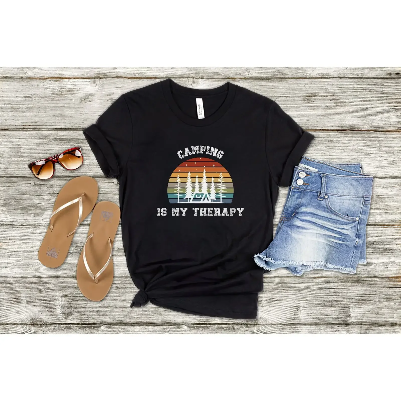 Camping is My Therapy T Shirt with Retro Sun and Tent Silhouette for Campers Who Love to Heal Outdoors vintage Washed homme
