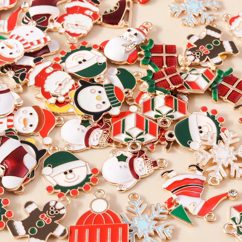 10 stücke Emaille Weihnachten Charme Lebkuchen mann Schneeflocke Schneemann Santa Anhänger für DIY Halskette Ohrring Schmuck Herstellung Zubehör – Detail 4