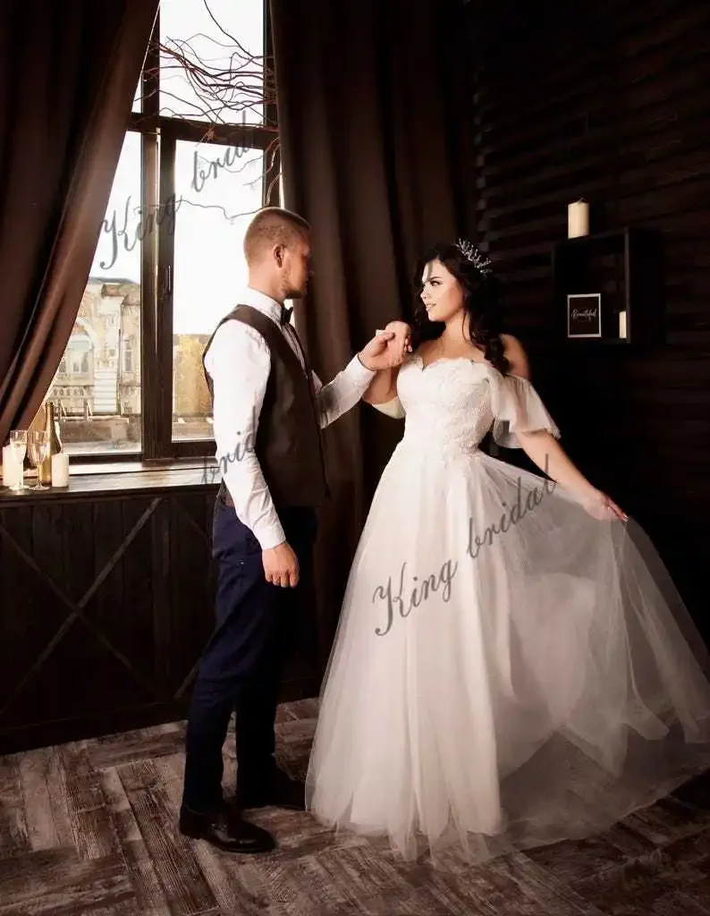 アイボリーチュールAラインボヘミアンウェディングドレス モダンコルセットブライダルボールガウン カスタムユニークビーチウェディングドレス レディース 2025 花嫁