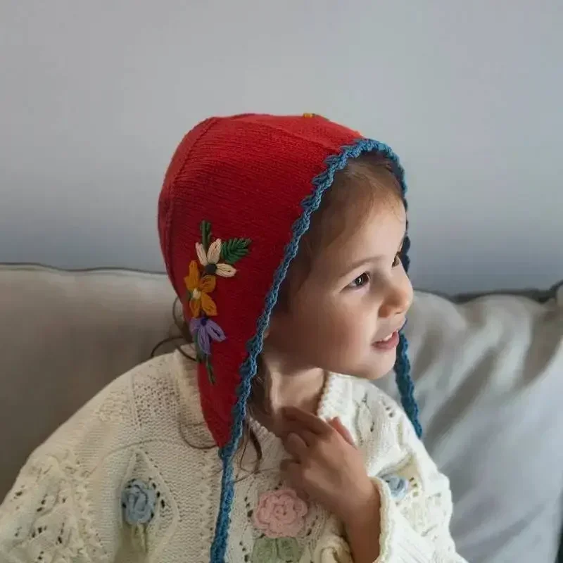 Sombrero bordado de flores tejido a mano para niños, sombrero Vintage de ganchillo para niña, sistema Mori, taburete pequeño sin ala de encaje