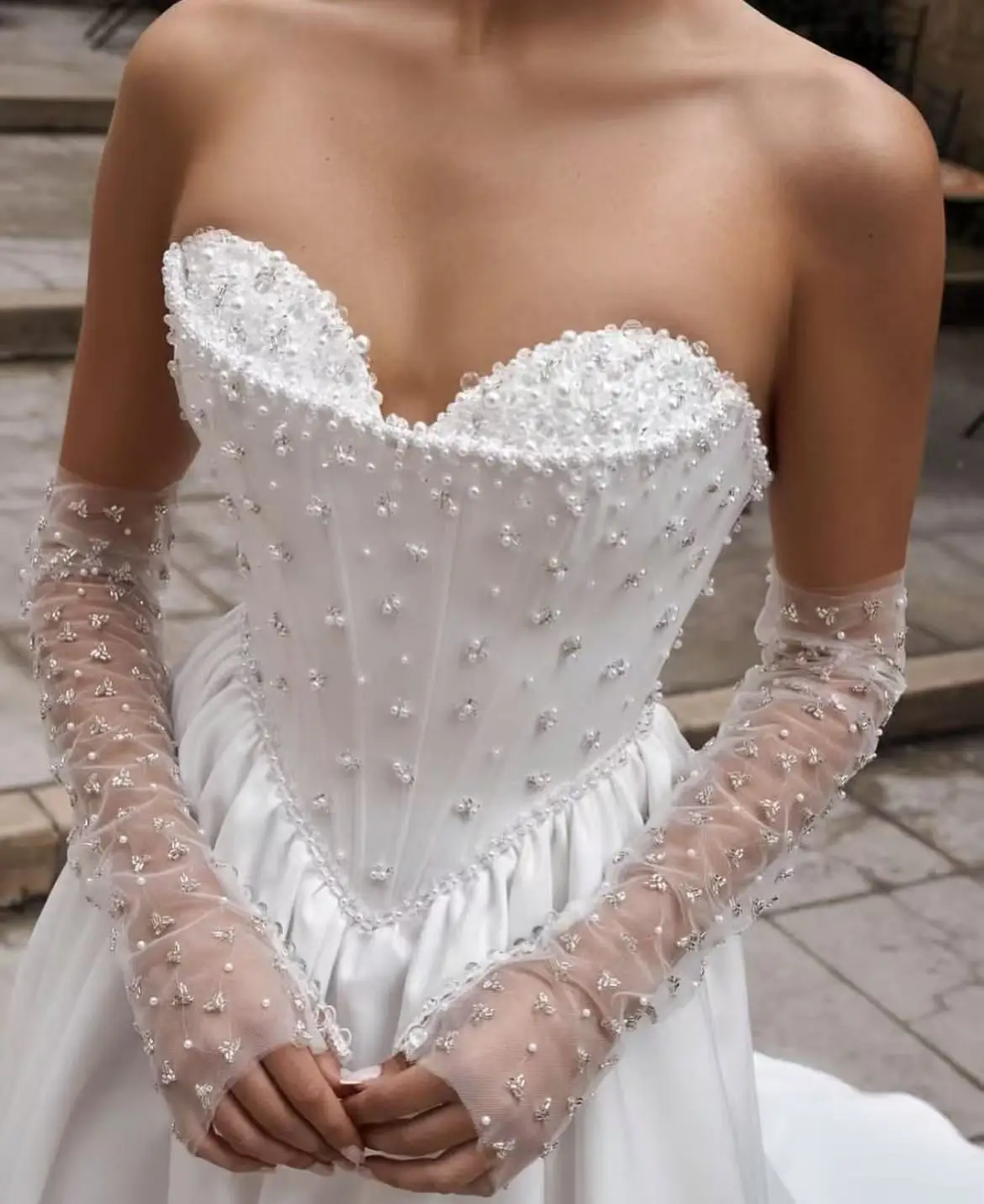 Personalizado cetim querida pérolas e miçangas vestidos de casamento para as mulheres elegante 2025 trem varredura vestidos de noiva novia