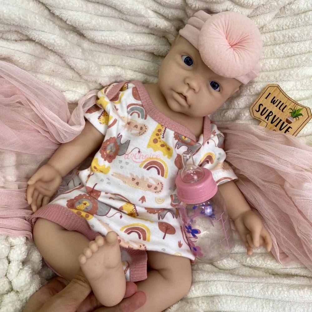 Lifelike 18Inch Full Body Silicone Reborn Doll High-Simulation Cute Realistic Weighted Comfortable to Hold Doll for Alzheimer’s
