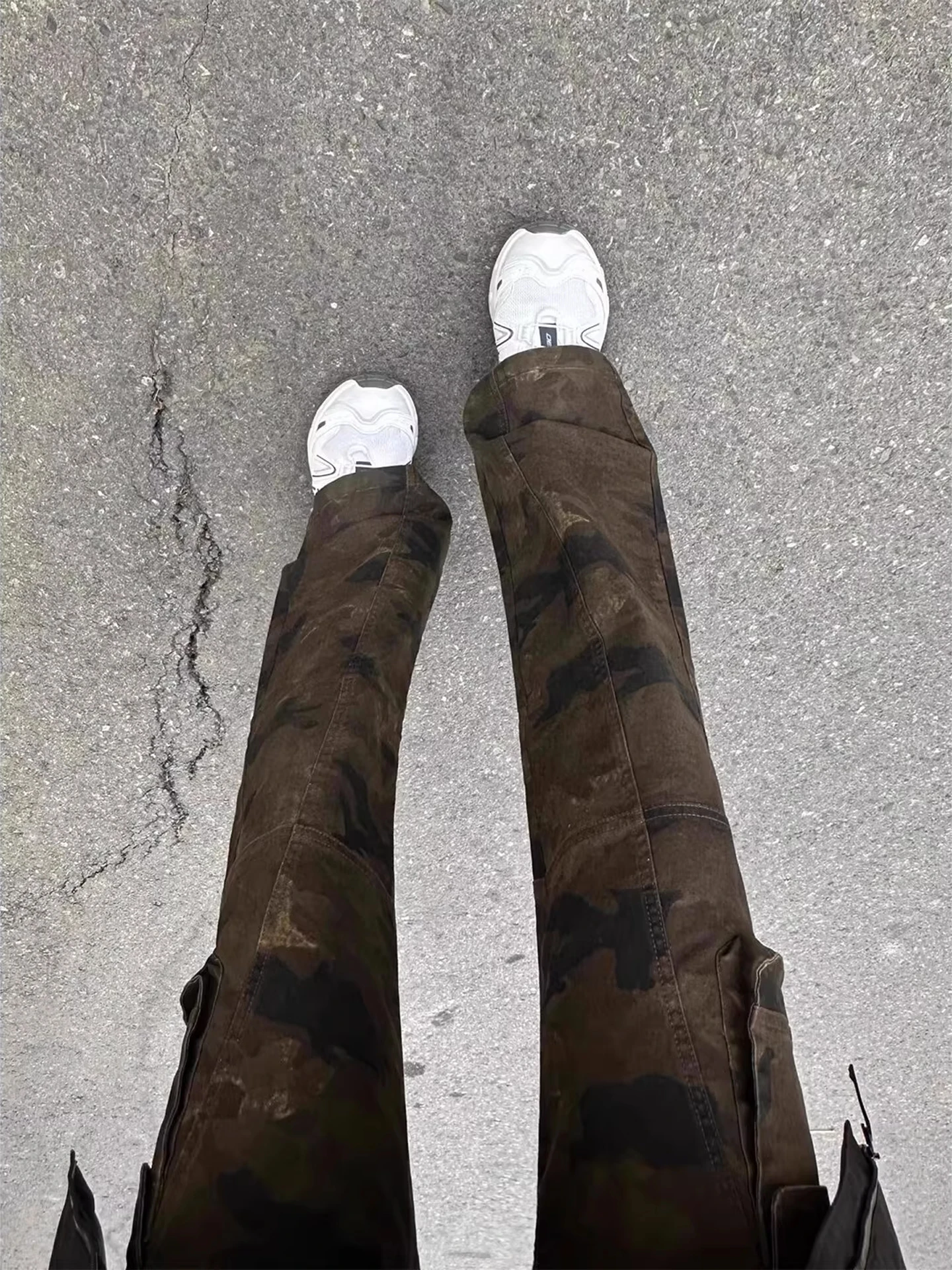 

American Retro Camouflage Denim Jeans Men's High Street Cool Workwear Knife Flared Pants Youth Casual Wear Resistant
