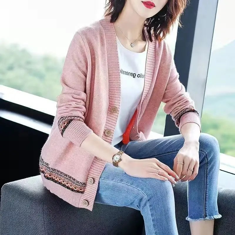 Autumn and Winter Women's New Style Knitted Cardigan Thin Edition 2024 Internet Red Edition Outer Top Sweater Coat