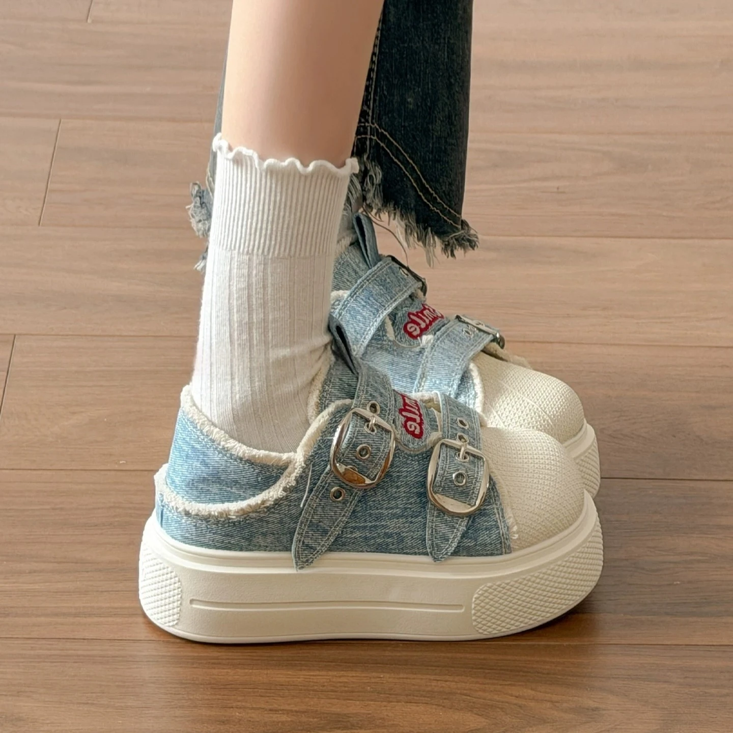 Fashion Thick-soled Belt Buckle Women Casual Shoes Outdoor Fitness Ladies Elevator Shoes Spring Autumn Breathable Platform Shoes