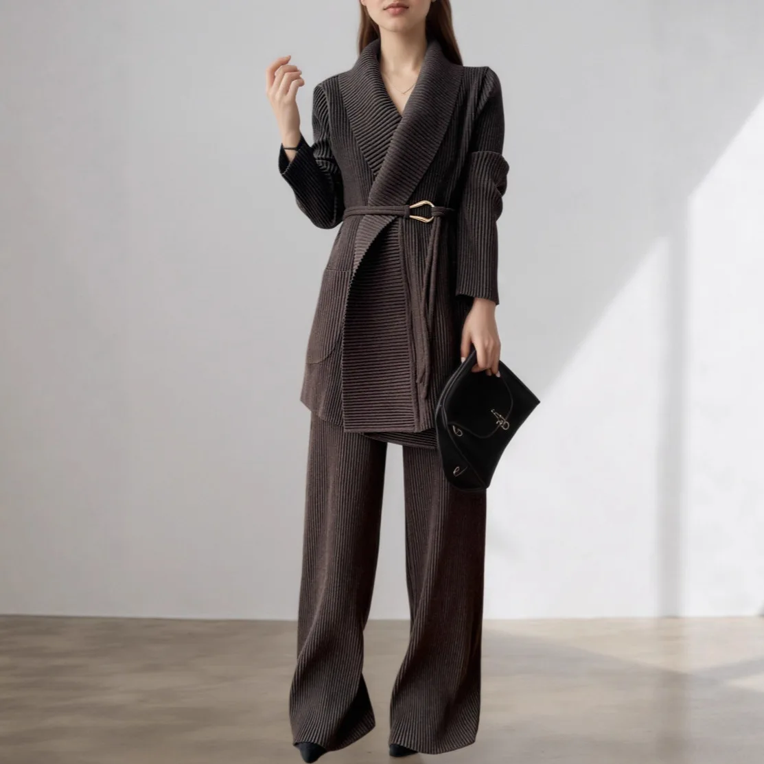 

Miyake Pleated 2025 New Light Luxury Women's Suit Autumn and Winter New Pleated Jacket Trousers Two-piece Fashion Collocation