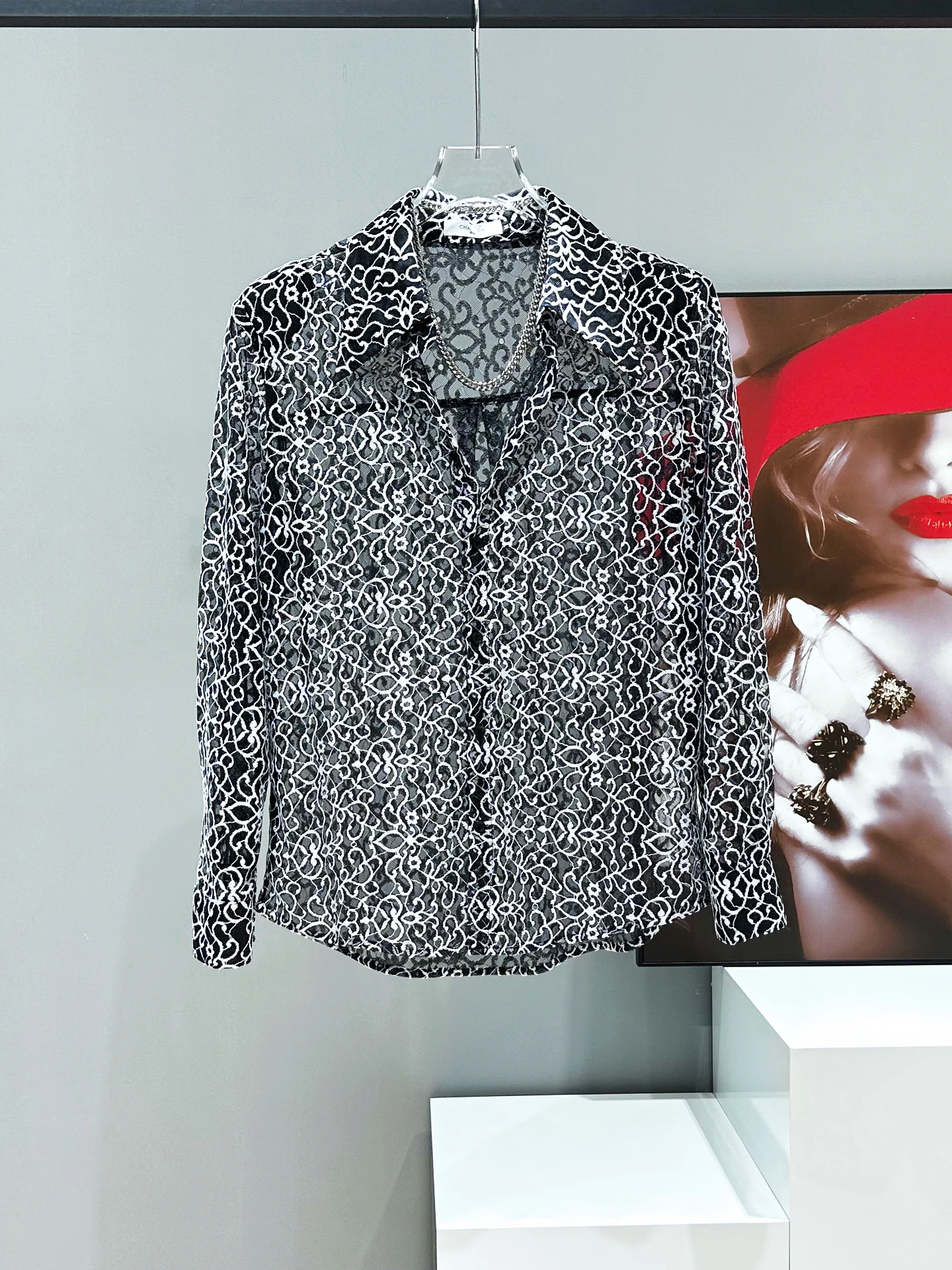 

Original Home Summer New Style Men's Loose Casual Thin Lace Hollow out Shirt Breathable Youth Popular Long Sleeve Sharp Collar